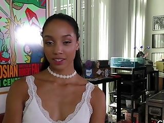 Alexis Tae Sex-positive Blogger Mr. Point Of View Dirty Talk Doggystyle Fuck